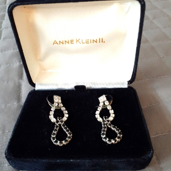 Vintage Anne Klein rhinestone dangle earrings - Picture 1 of 3